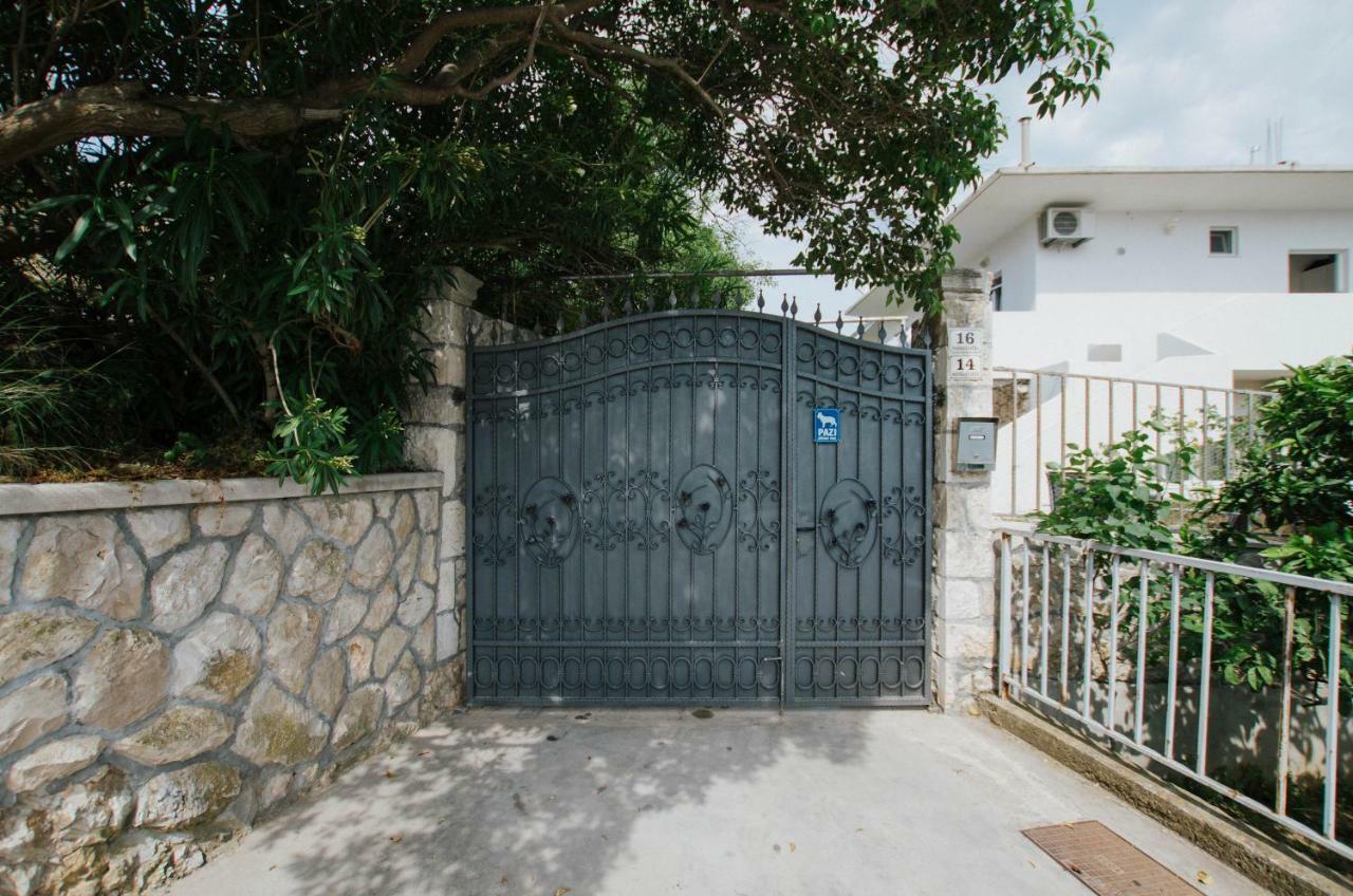 חוואר Mamma Mia Apartments-City Center מראה חיצוני תמונה